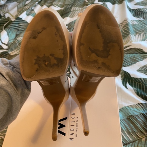 Stilettos - Picture 4 of 6